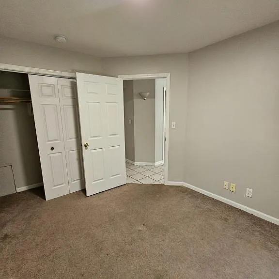 233 Elm St — Photo 9