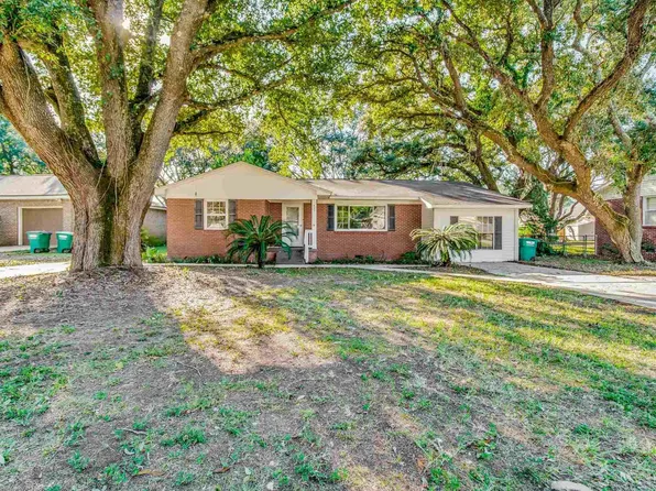 444 York St, Gulf Breeze, FL 32561