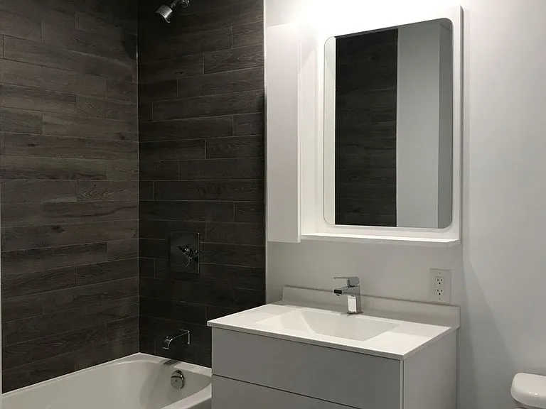75 Canterbury Pl #1607 — Photo 4