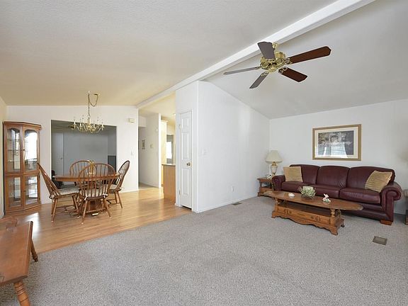 4th image of 97 Timber Cove Dr