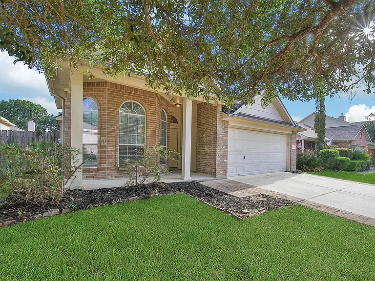 32026 Annice Ln — Photo 22