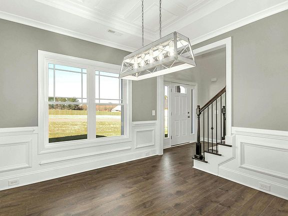 5th image of 38 Valleydale Dr