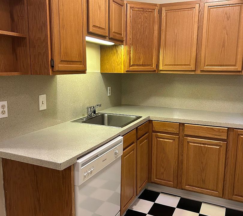 1st image of 1619 Belmont Ave APT A