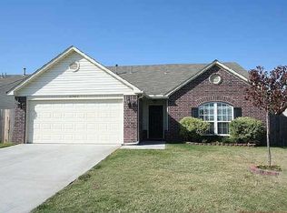 2562 S Main St, Sapulpa, OK 74066