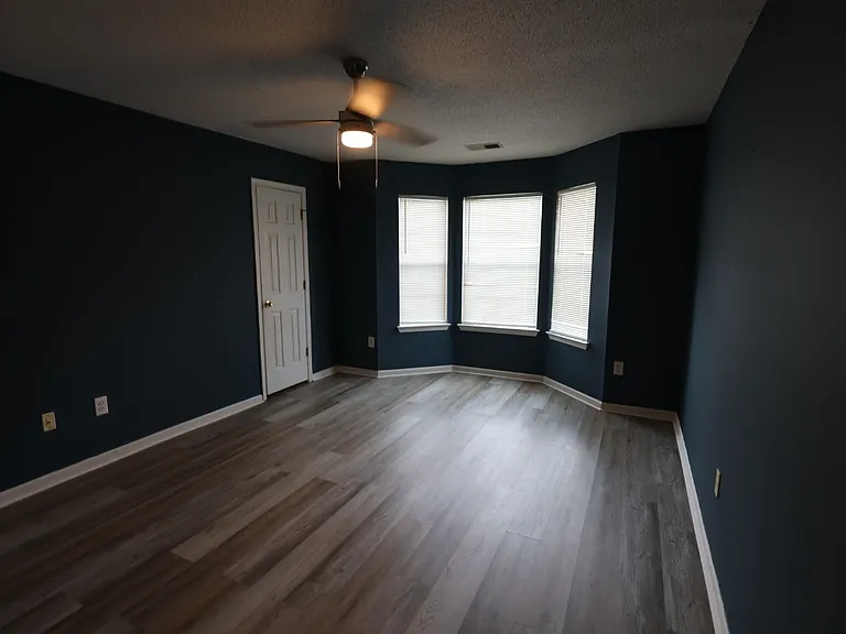 517 Magistrate Ln — Photo 11