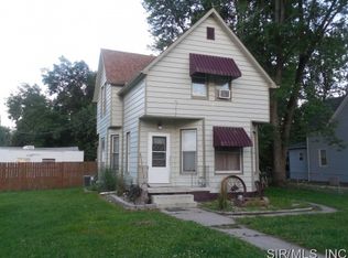 313 N Main St, Brighton, IL 62012
