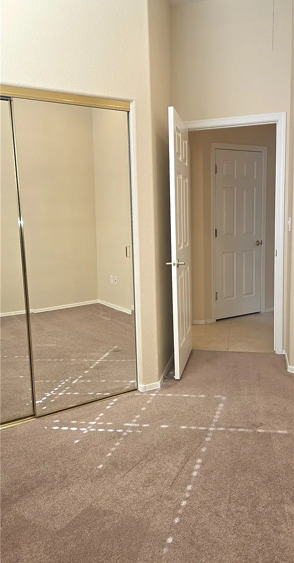 3 bed, 3.0 bath, 2165 sqft, $2,475 — Photo 4