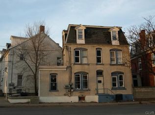 821 Jackson St, Allentown, PA 18102