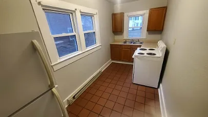 489 E Harrison St #2 — Photo 5