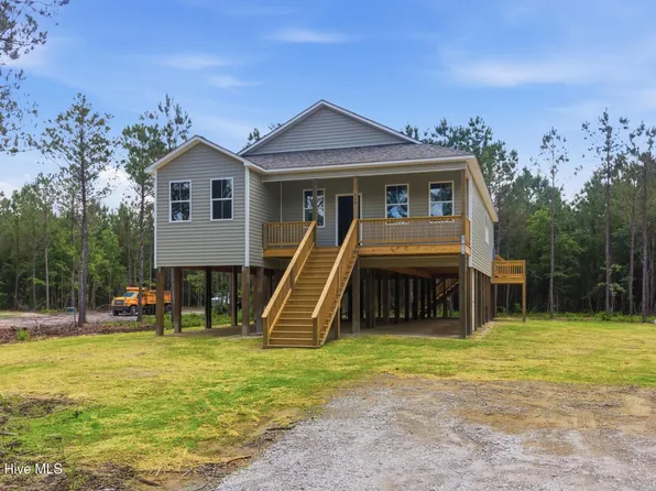 588 Vandemere Creek Drive, Vandemere, NC 28587