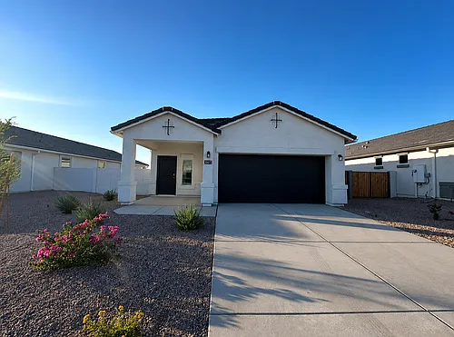 35672 W San Ildefanso Ave Photo 1