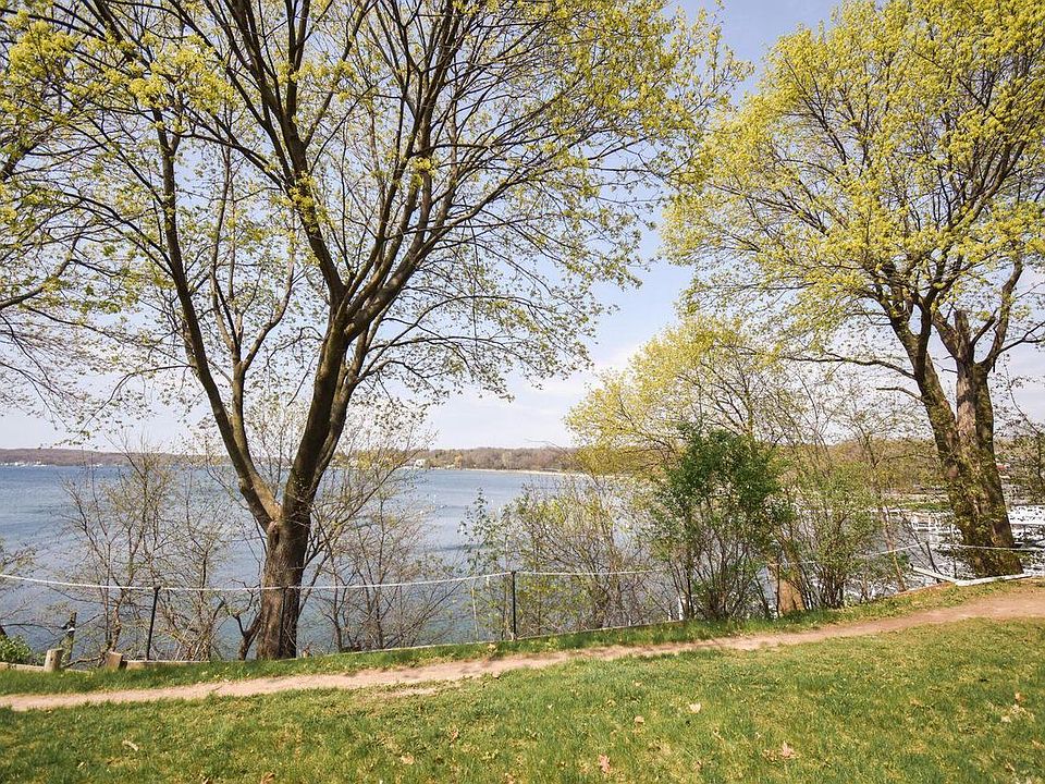 1st image of N2017 South LAKESHORE DRIVE