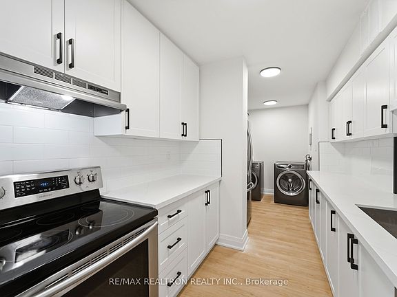 5th image of 370 Dixon Rd #1410