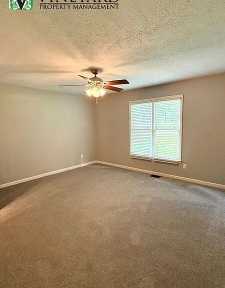 900 Clearbrook Crse SW — Photo 15