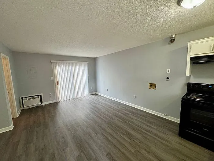 3702 Penny St SW #C — Photo 4