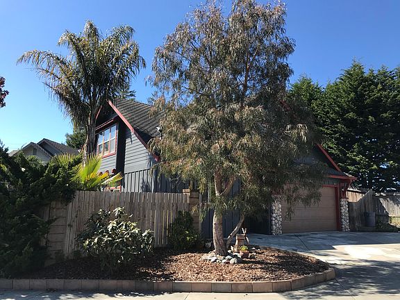 2nd image of 2300 Crann Ln