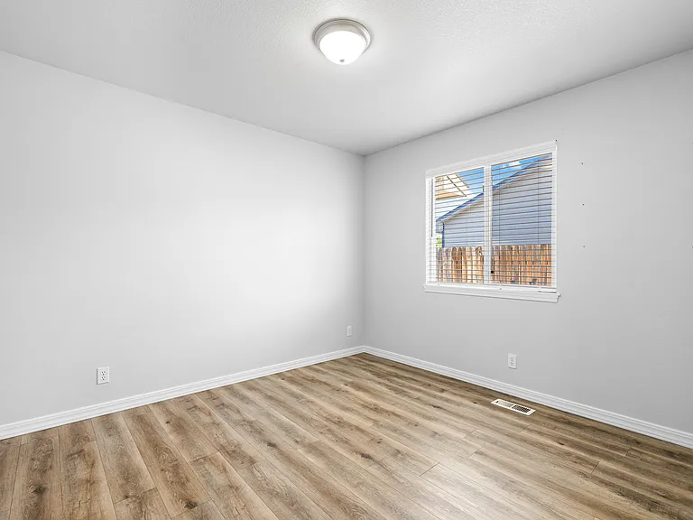 3812 S Springfield Ave — Photo 25