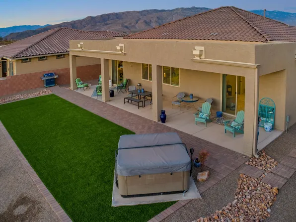 8020 S Desert Indigo Dr, Tucson, AZ 85747