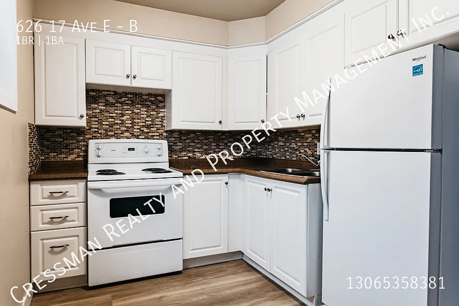 Building Photo - 626 17th Ave E #B