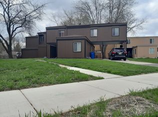 310 E Verleen Ave, Waunakee, WI 53597