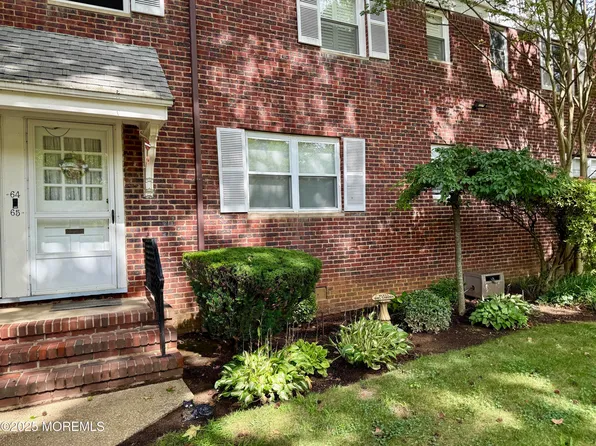 65 Manor Drive, Red Bank, NJ 07701