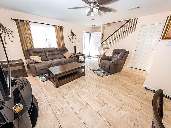5th image of 11899 Algonquin Dr #13