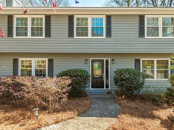 4th image of 2733 Eagle Ridge Rd