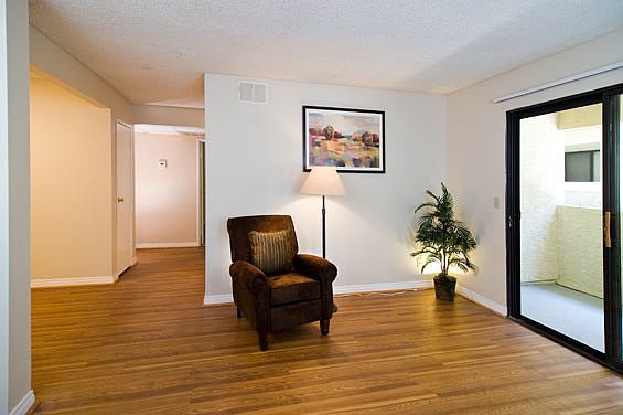 2nd image of 11816 Paseo Lucido APT 1018