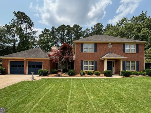 404 Windsor Way, Peachtree City, GA 30269