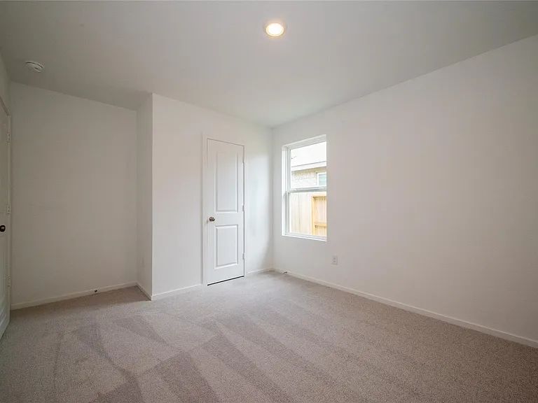 6147 Sunburst Scarlet St — Photo 6
