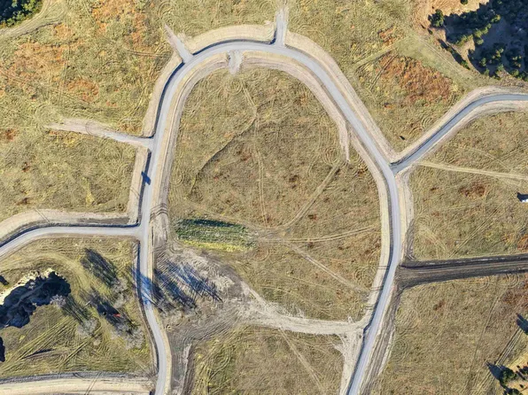 6 Cedar Blf, Brady, NE 69123