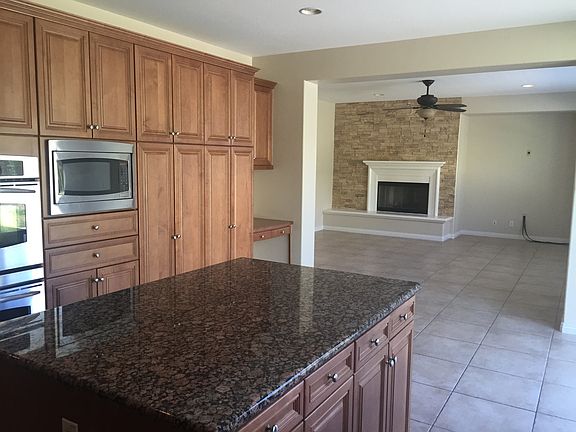 4th image of 5157 Salton Ct