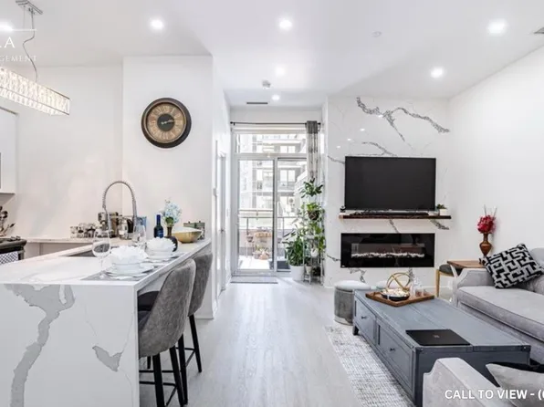 4011 Brickstone Mews Unit 405, Mississauga, ON L5B 0J7