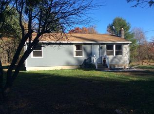 87 Railroad St, Belchertown, MA 01007