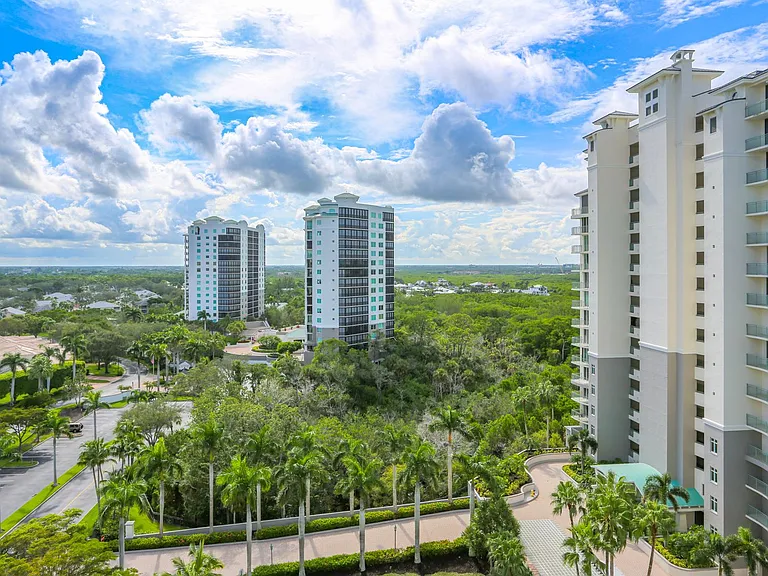 430 Cove Tower Dr #1202 — Photo 11