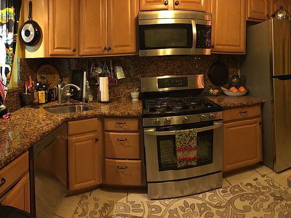kitchen shot from entryway