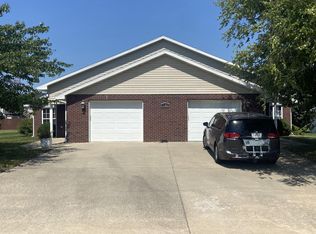 130 Rief Ct, Holts Summit, MO 65043