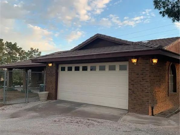 9880 Giles St, Las Vegas, NV 89183