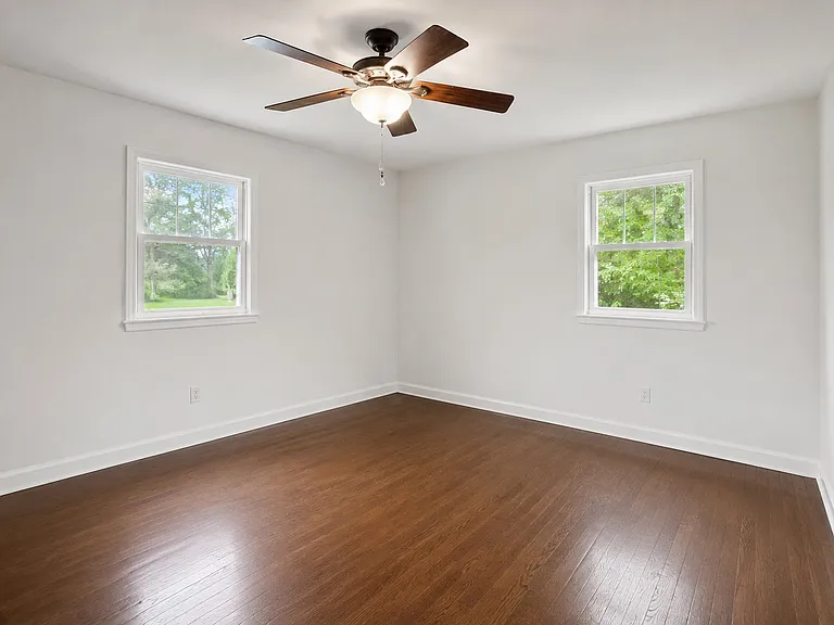 1408 S Longwood Dr — Photo 11