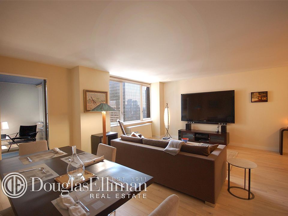 1st image of 322 W 57th St #44Q1