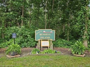 304 Kama Ct, Algonac, MI 48001