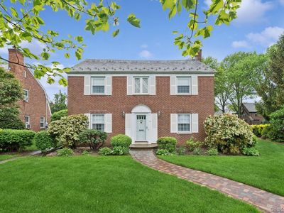 94 Stratford Avenue, Garden City, NY, 11530