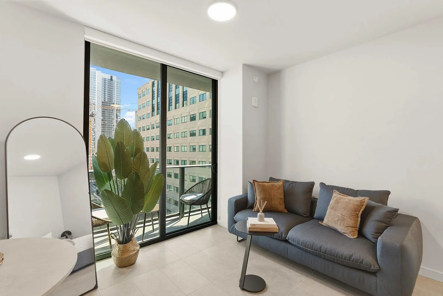 Studio, 1.0 bath, 398 sqft, $3,321 — Photo 1