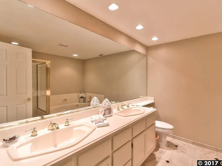 613 S Blackbrush Ln — Photo 15