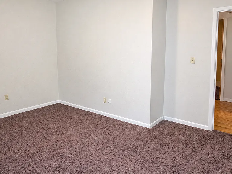 406 E End Ave — Photo 7