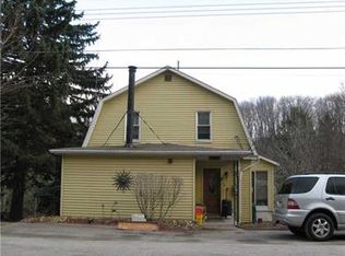 928 East St, Ellwood City, PA 16117