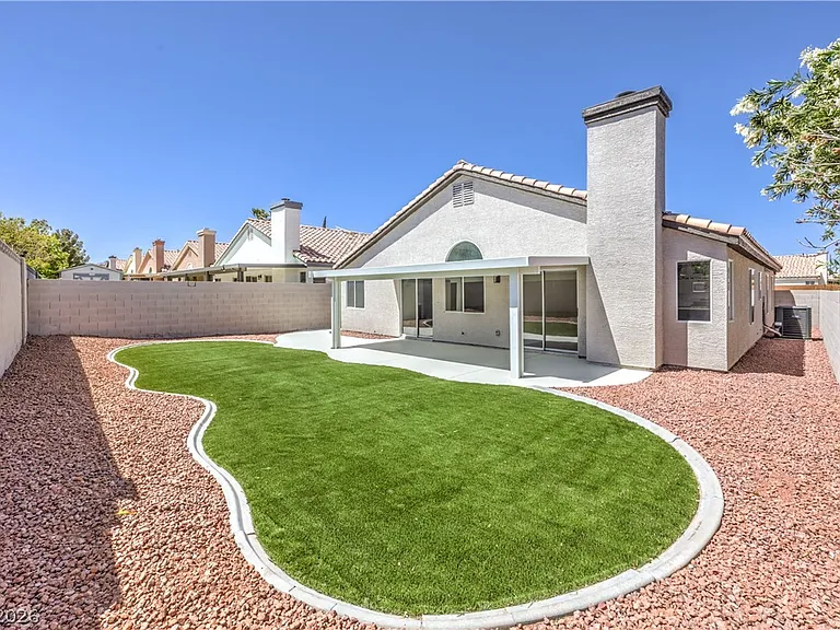 8305 Windrush Ave — Photo 5