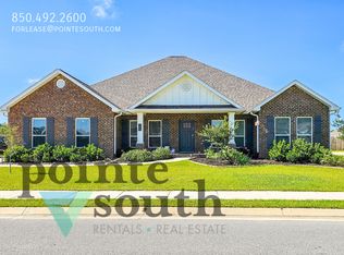 5636 Blake Ln, Pace, FL 32571
