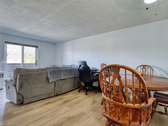 5th image of 72 Main St E #211