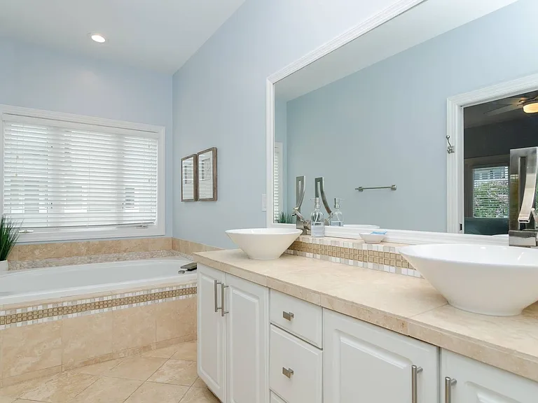 4 S Ridge Ln — Photo 19